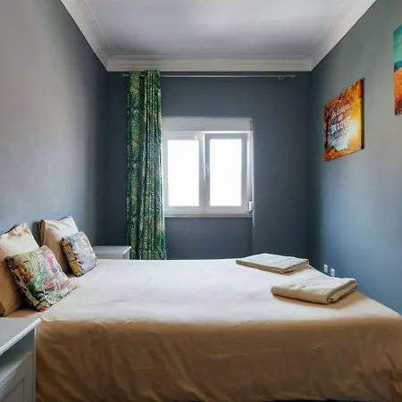 2-Bedroom Flat In Moscavide Near Fil And Arena * 洛里什