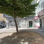 2-bedroom Flat In Moscavide Near Fil And Arena Appartamento