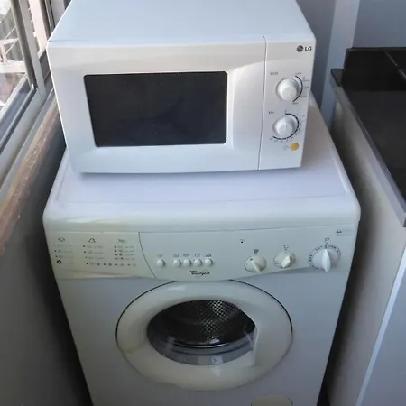 2-Bedroom Flat In Moscavide Near Fil And Arena Apartment Loures