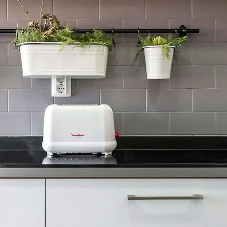 2-Bedroom Flat In Moscavide Near Fil And Arena Лориш