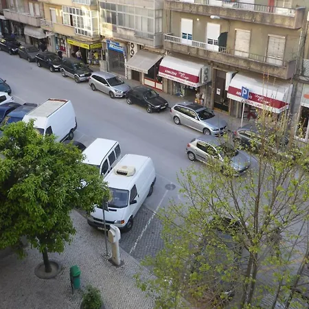 2-Bedroom Flat In Moscavide Near Fil And Arena *