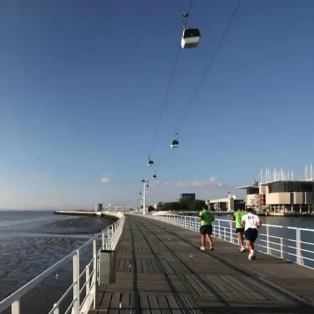 Appartamento With 2 Bedrooms In Moscavide - Lisbon Loures