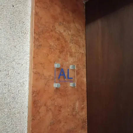 2-Bedroom Flat In Moscavide Near Fil And Arena *